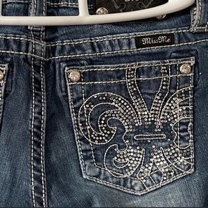 *Lot of 5* Capri & shorts